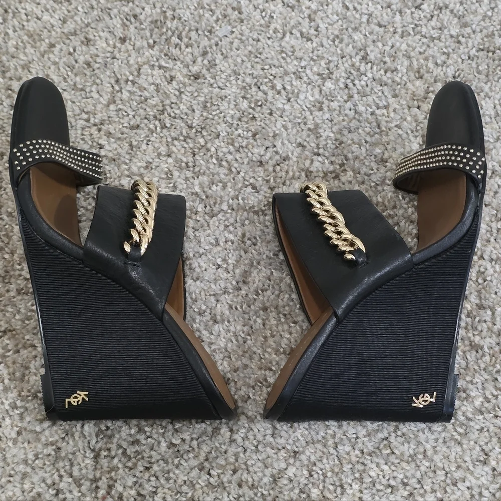 Kurt Geiger Gold Chain Embellished Black Wedge Heels Size 36.5 6US
